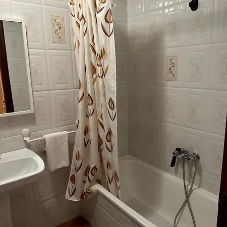 Vivienda Leo